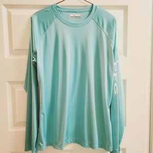 Women's Columbia shirt
